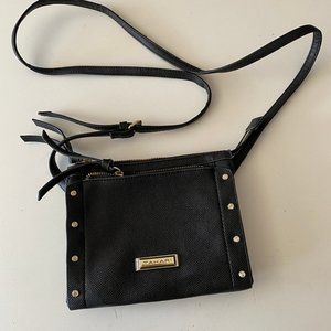Tahari purse